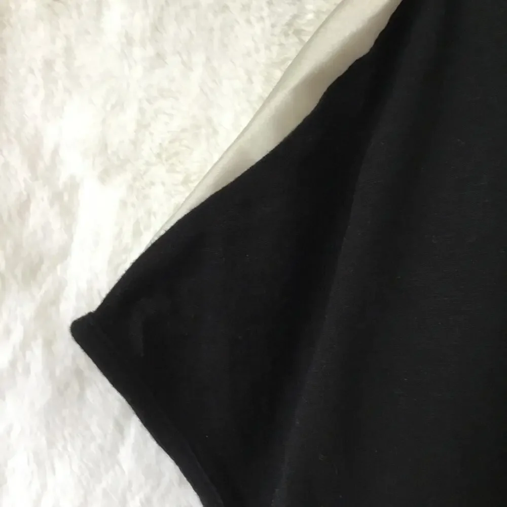 Yuni Los Angeles Black & Light Gray Eiffel Tower Graphic Top - Picture 12 of 15